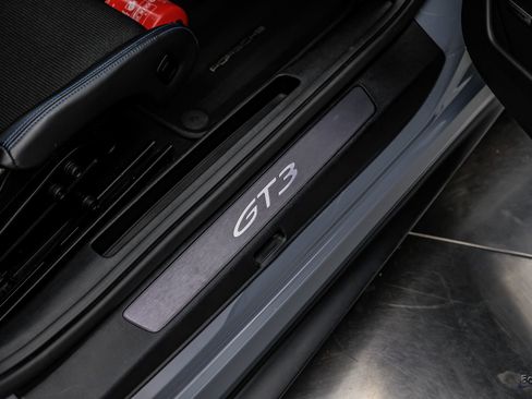 Used 2023 Porsche 911 GT3 RWD image 49