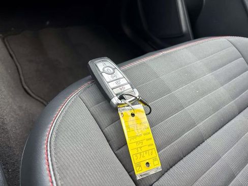 Used 2025 Ford Explorer ST-Line image 26