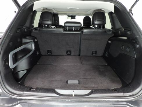 Used 2014 Jeep Cherokee Limited w/ Technology Group AWD/4WD image 7