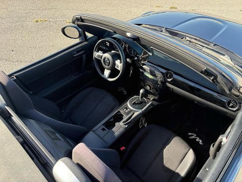 Used 2007 MAZDA MX-5 Miata Sport RWD image 46