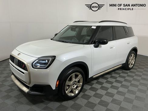 Certified 2025 MINI Cooper Countryman S image 1