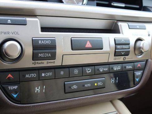 Used 2018 Lexus ES 350 image 17