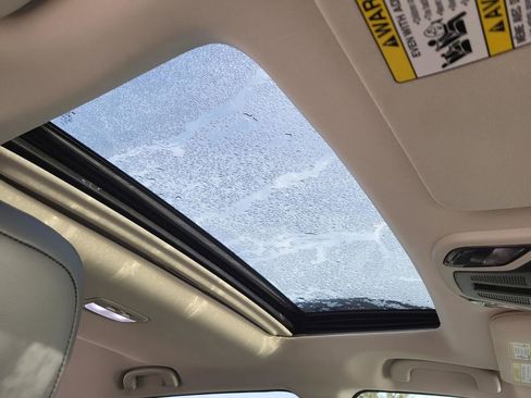 Certified 2025 Subaru Outback Limited image 9