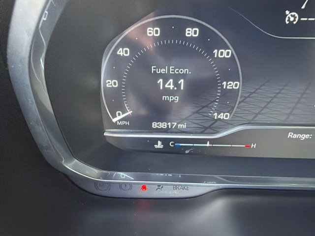 Used 2023 GMC Yukon SLT RWD image 9