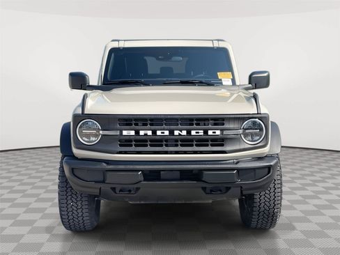 Certified 2025 Ford Bronco 4-Door w/ Sasquatch Package AWD/4WD image 4