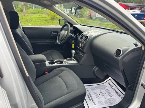 Used 2015 Nissan Rogue S FWD image 17