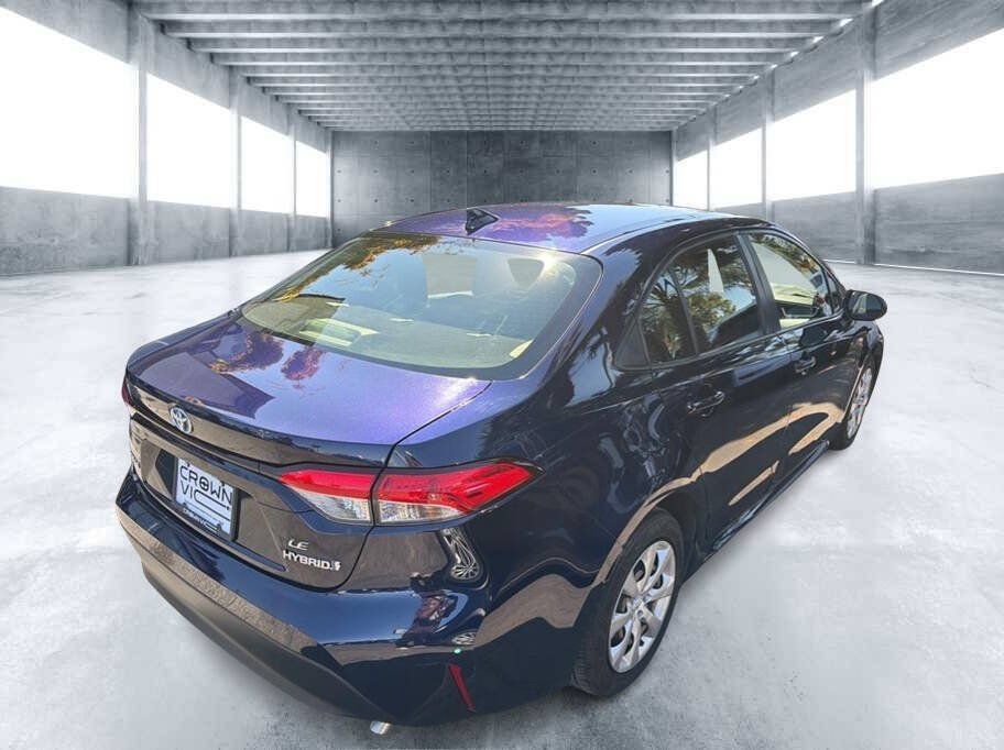 Used 2023 Toyota Corolla LE FWD image 3