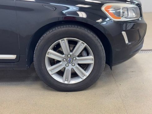 Used 2016 Volvo XC60 T6 AWD/4WD image 4
