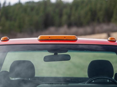 Used 2001 Chevrolet Silverado 3500 LS w/ Off-Road Skid Plate Pkg image 79