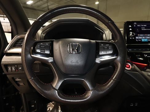 Used 2025 Honda Odyssey Sport-L image 9
