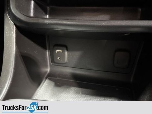 Used 2017 Chevrolet Colorado LT w/ Redline Special Edition image 23