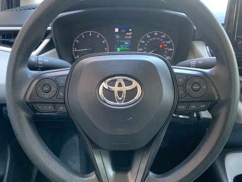 Used 2024 Toyota Corolla LE FWD image 15