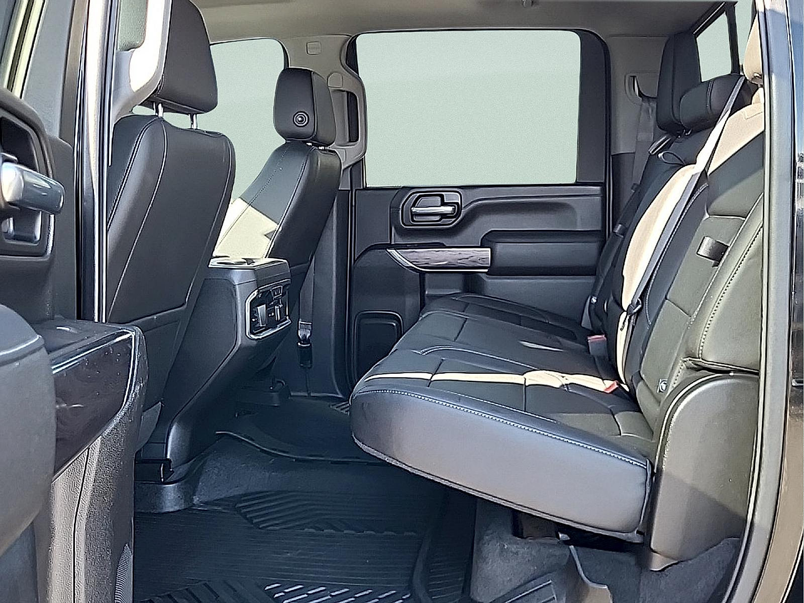Used 2020 Chevrolet Silverado 3500 LTZ w/ LTZ Premium Package AWD/4WD image 12
