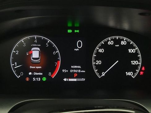 Certified 2025 Honda HR-V Sport image 25