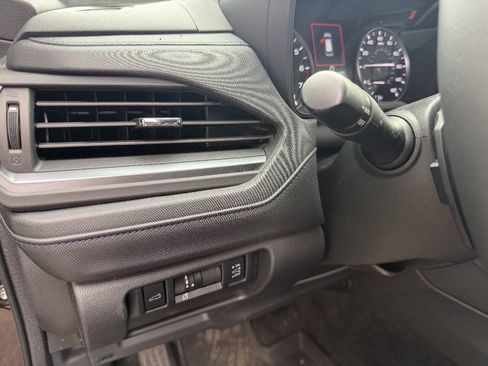 Used 2026 Subaru Forester Limited AWD/4WD image 38