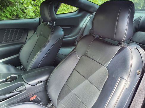 Used 2015 Ford Mustang GT Premium RWD image 24