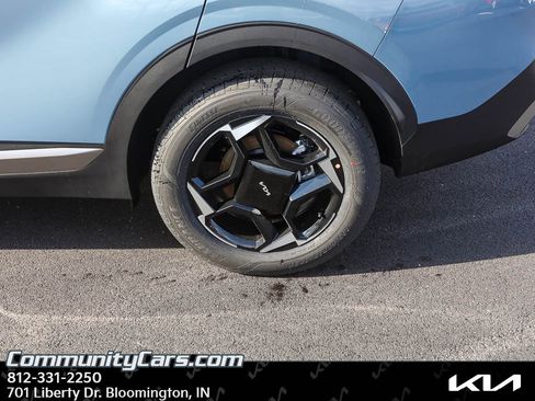 New 2026 Kia Sportage EX w/ EX Panoramic Sunroof Package image 4