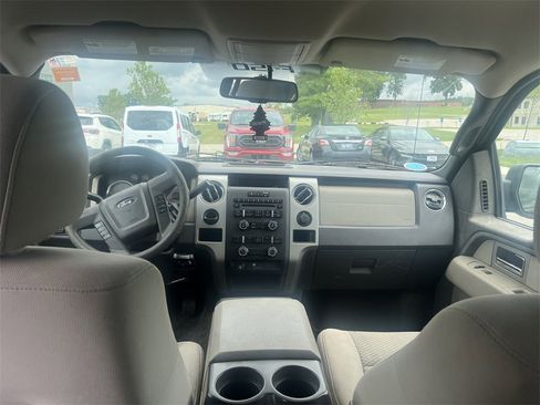 Used 2010 Ford F150 XLT image 35