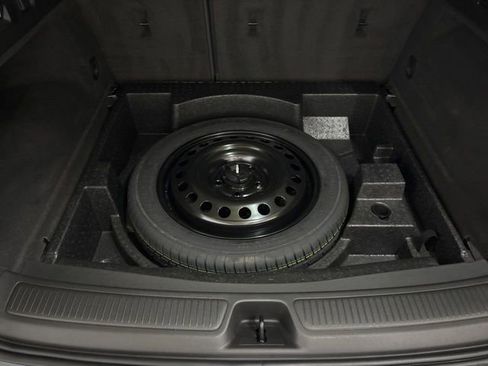 Used 2023 Buick Envision Essence w/ Sport Touring Package FWD image 15