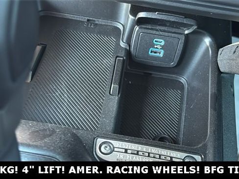 New 2025 Ford Bronco Badlands image 21