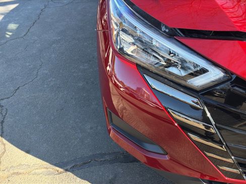 New 2025 Nissan Versa SR w/ Trunk Package image 10