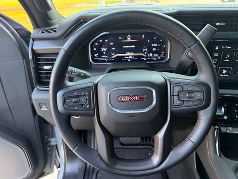 Used 2025 GMC Sierra 2500 AT4X AWD/4WD image 35