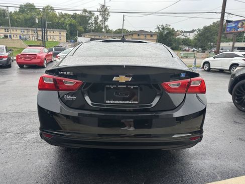 Used 2017 Chevrolet Malibu Hybrid w/ Driver Confidence Package FWD image 15