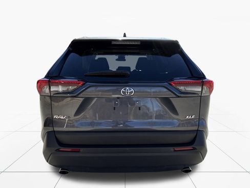 Used 2024 Toyota RAV4 XLE image 7