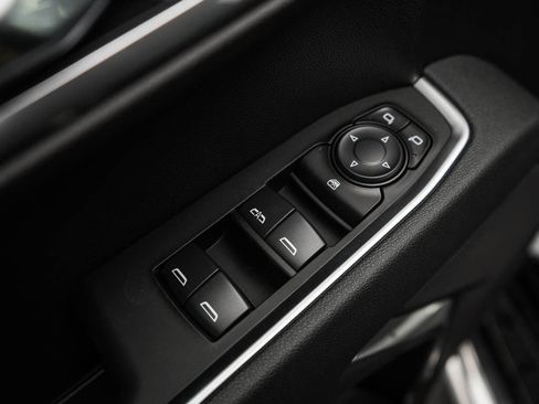 New 2026 Chevrolet Silverado 1500 LT image 15