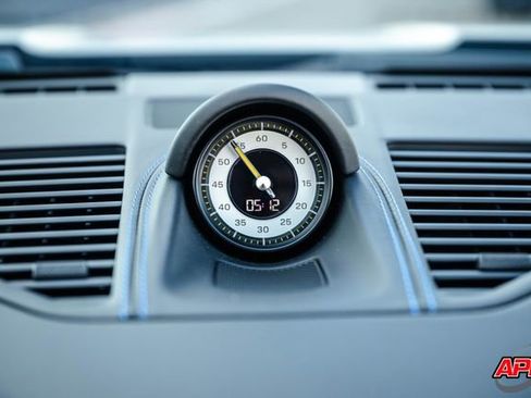 Used 2022 Porsche 911 GT3 image 18