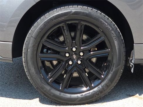 Certified 2024 Ford Edge ST-Line image 9