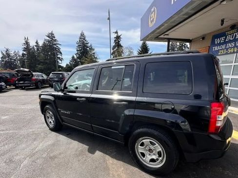 Used 2012 Jeep Patriot Sport FWD image 4