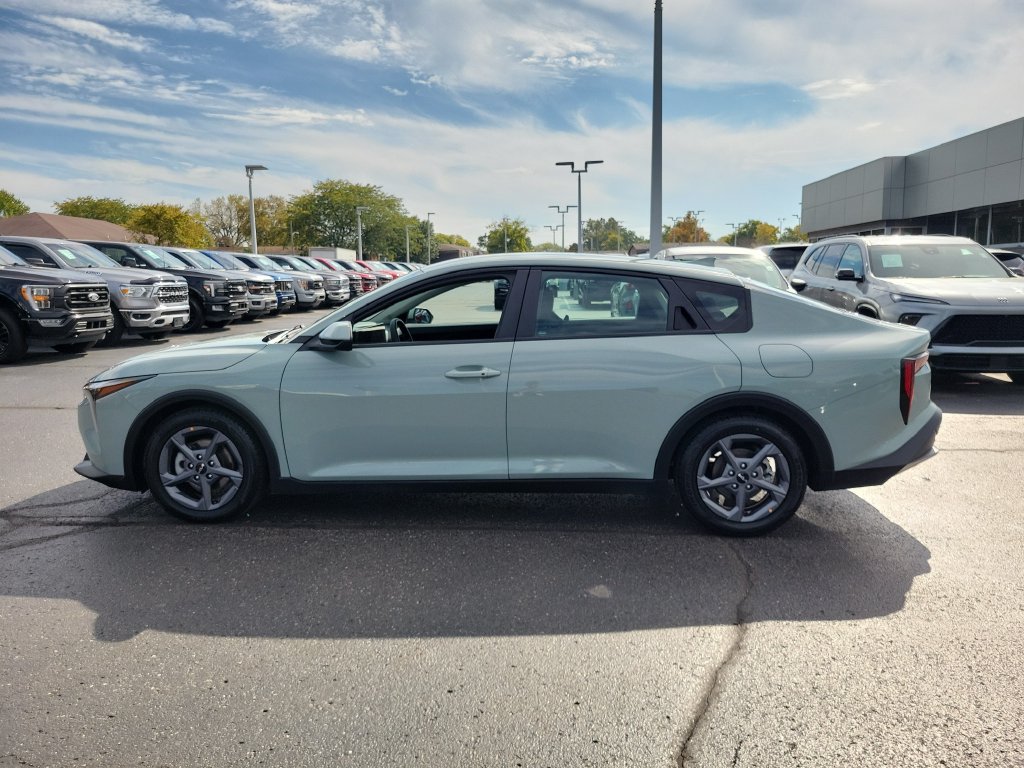 Used 2025 Kia K4 FWD image 7