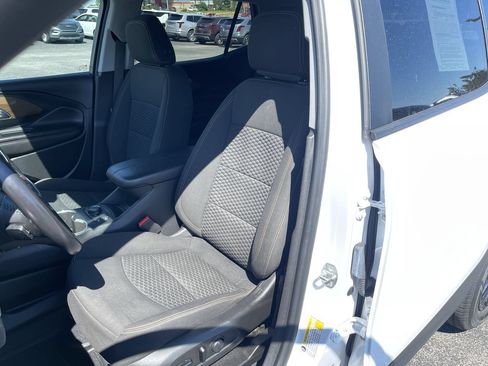 Used 2021 GMC Terrain SLE w/ Driver Convenience Package AWD/4WD image 18