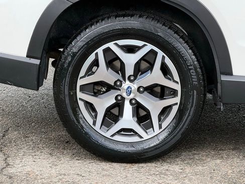 Used 2023 Subaru Forester Premium AWD/4WD image 7