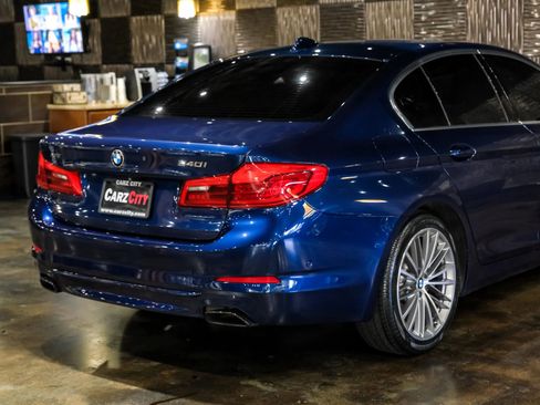 Used 2019 BMW 540i xDrive w/ Premium Package image 11