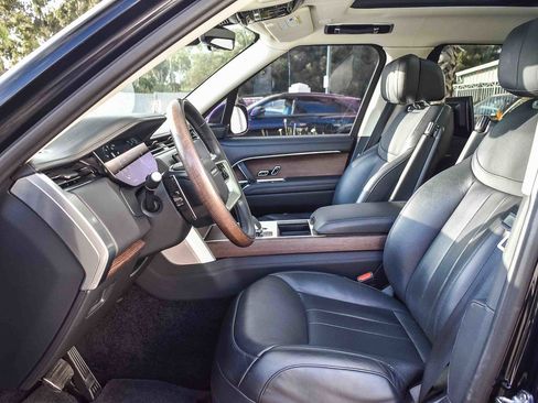 Certified 2024 Land Rover Range Rover Long Wheelbase Autobiography image 17