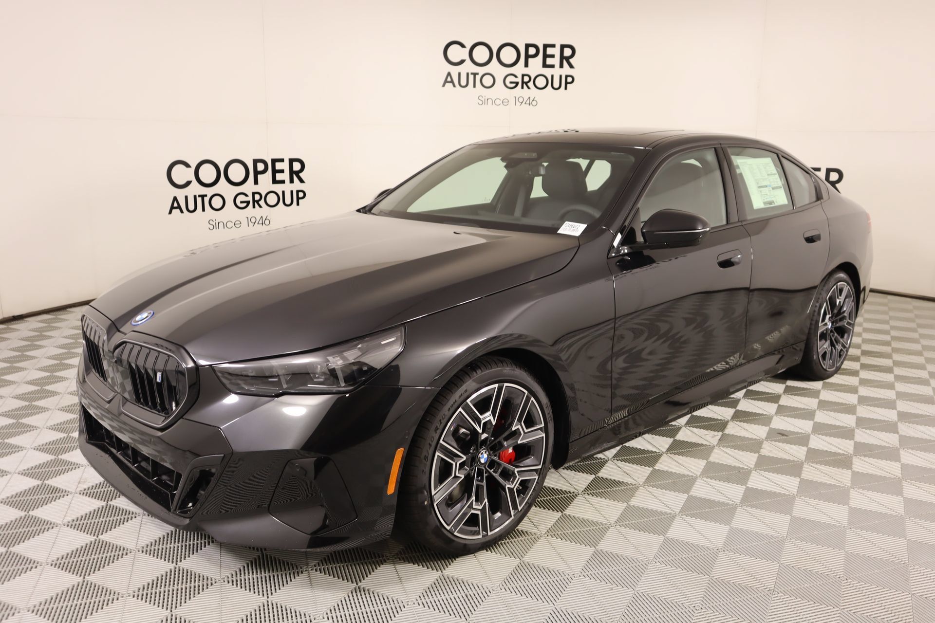 New 2026 BMW i5 eDrive40 w/ M Sport Package AWD/4WD image 10