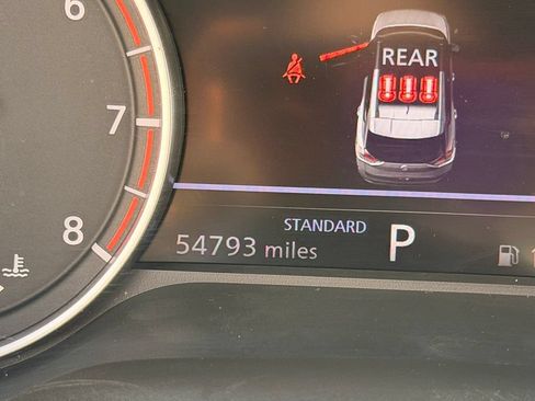 Used 2023 Nissan Rogue SV FWD image 25