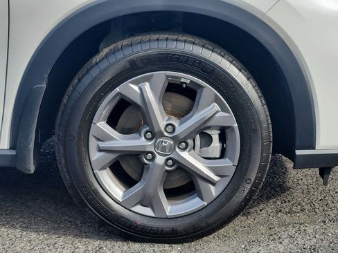 Certified 2026 Honda HR-V LX image 8