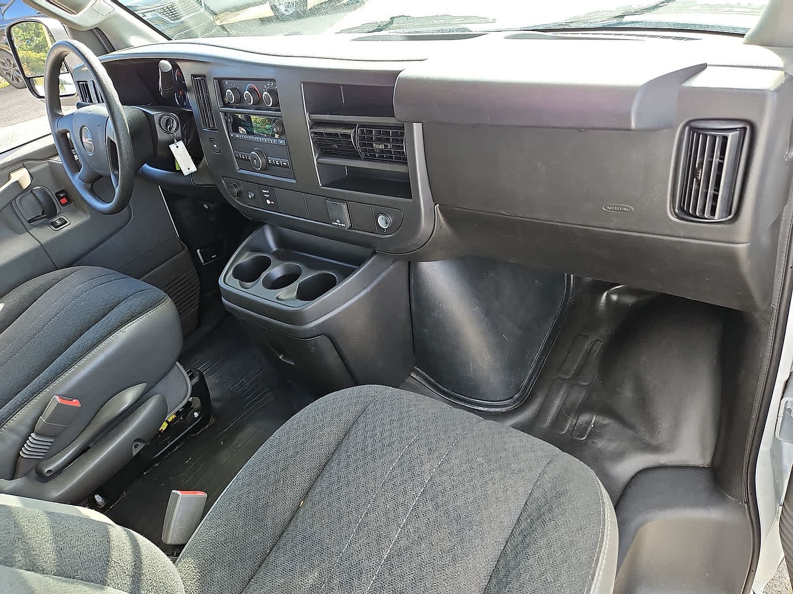 Used 2025 GMC Savana 2500 w/ Driver Convenience Package RWD image 30