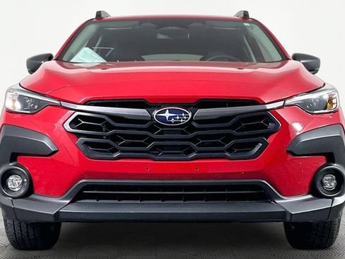 Used 2025 Subaru Crosstrek 2.5i Premium AWD/4WD image 2