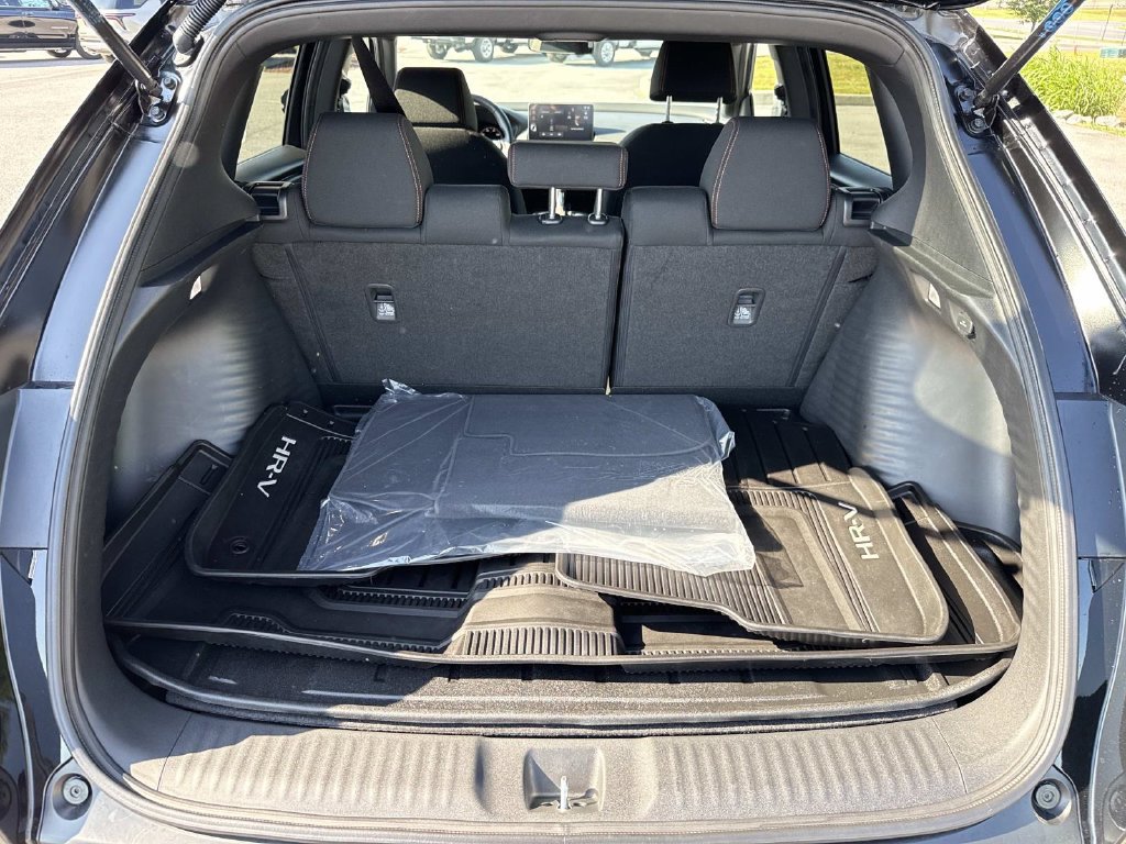 Used 2026 Honda HR-V Sport image 22