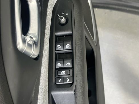 Used 2022 Jeep Compass Latitude image 17