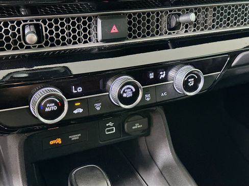 Used 2022 Honda Civic Sport image 22