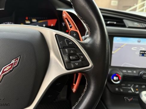 Used 2014 Chevrolet Corvette Z51 w/ 2LT Preferred Equipment Group image 20