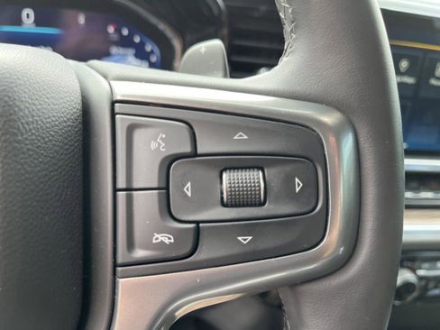 Used 2025 Chevrolet Silverado 1500 LT Trail Boss w/ LT Trail Boss Premium Package AWD/4WD image 47