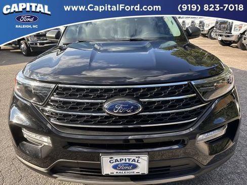 Certified 2024 Ford Explorer XLT w/ Equipment Group 202A RWD image 10