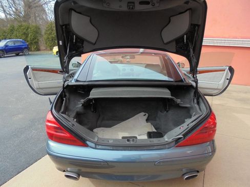 Used 2004 Mercedes-Benz SL 500 w/ Trim Pkg image 40