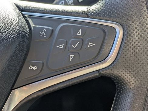 Used 2025 Chevrolet Malibu LT image 25